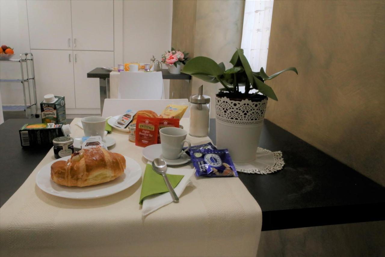 Bed and Breakfast Capitelli à Naples Extérieur photo