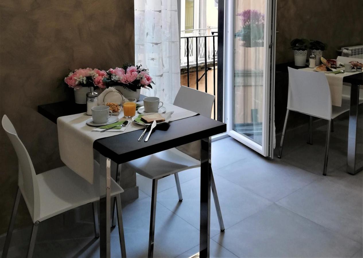 Bed and Breakfast Capitelli à Naples Extérieur photo
