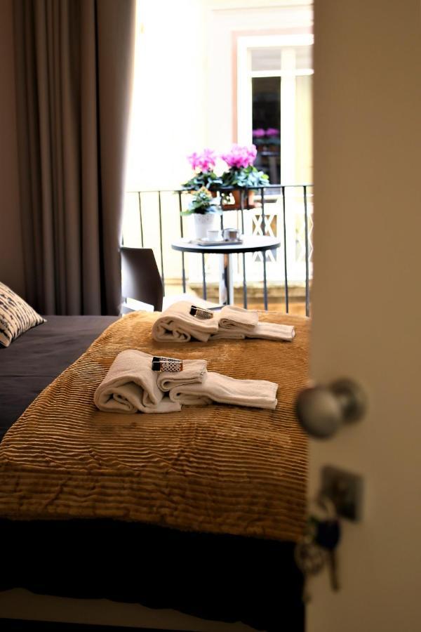 Bed and Breakfast Capitelli à Naples Extérieur photo