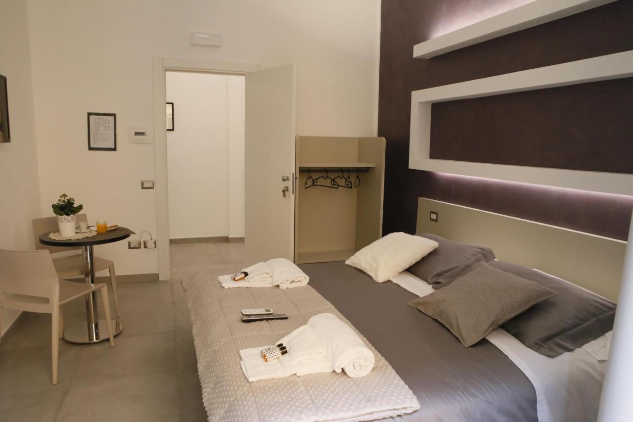 Bed and Breakfast Capitelli à Naples Extérieur photo